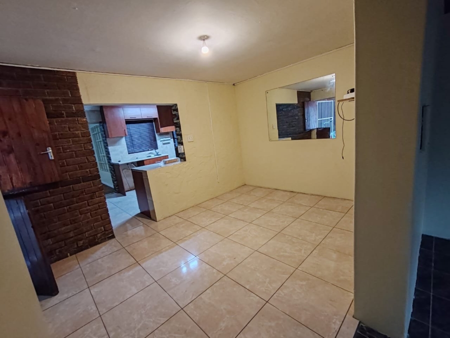 4 Bedroom Property for Sale in Eastridge Western Cape